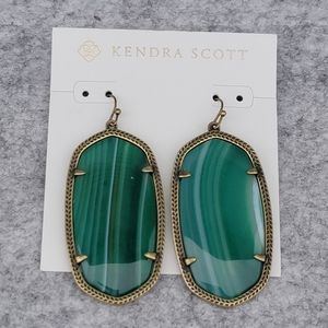 ❌SOLD ✨ Kendra Scott Green Banded Agate/Brass Danielle Earrings